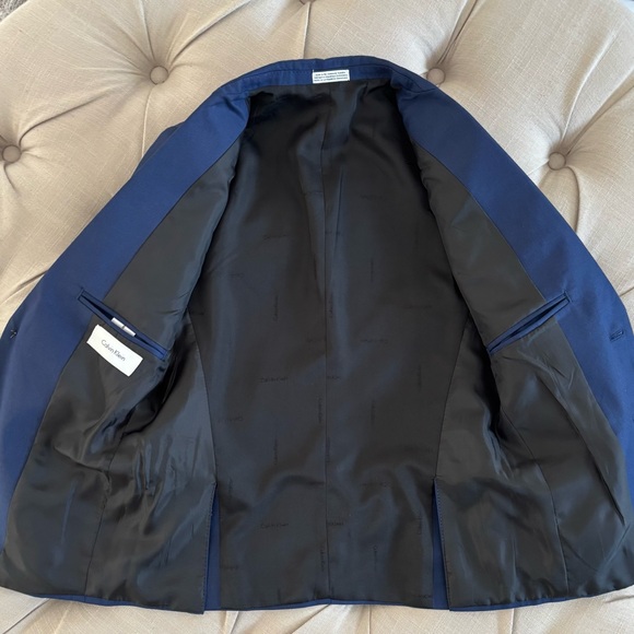 Calvin Klein Deep Blue Sport Coat - Picture 3 of 4
